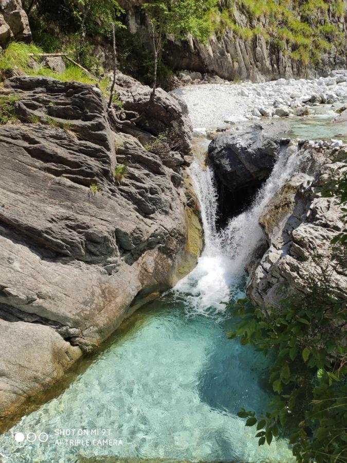 Incantevole Casa Sul Fiume, Relax E Natura Ai Piedi Della Alpi Apuane Massa  Exteriér fotografie